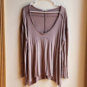 Elodie Mauve Wide V-Neck Thin Jersey Size Large